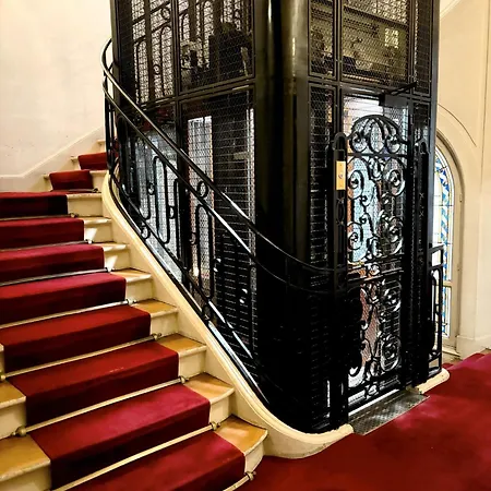 Vendome Apartment